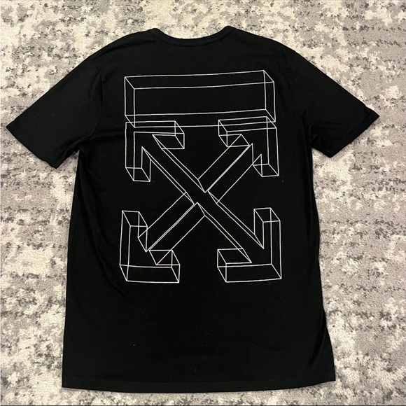 Off-White Other - Off-White Black Graphic T-Shirt